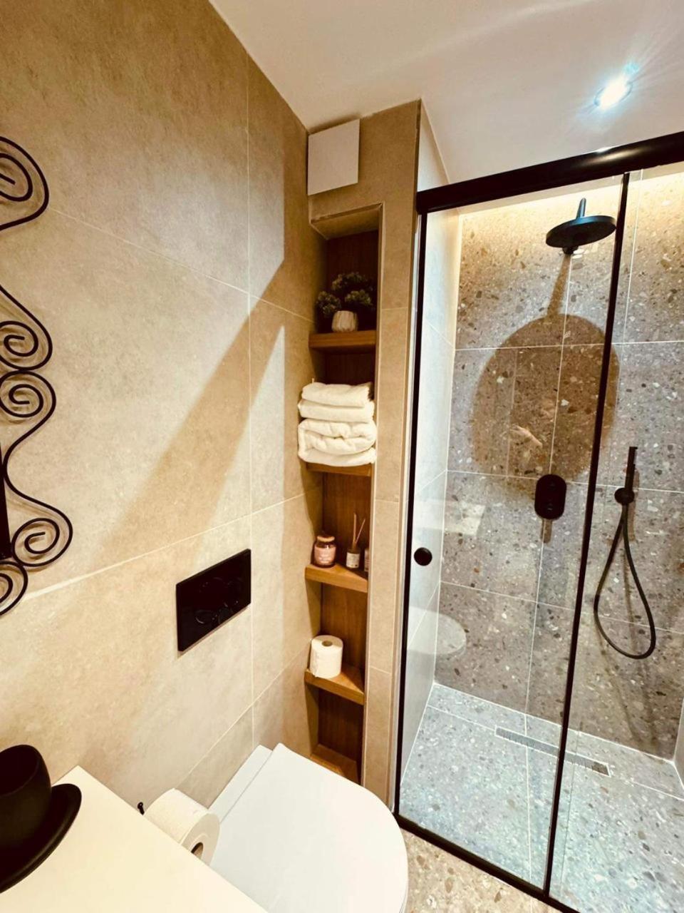 Lili'S Tirana Center Apartments Екстер'єр фото