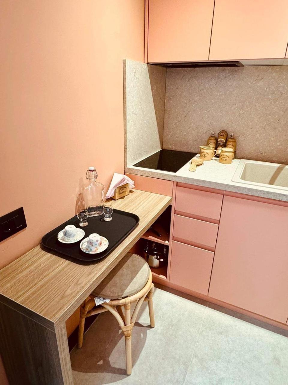 Lili'S Tirana Center Apartments Екстер'єр фото